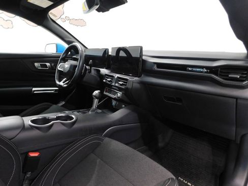 Used 2025 Ford Mustang GT RWD image 93