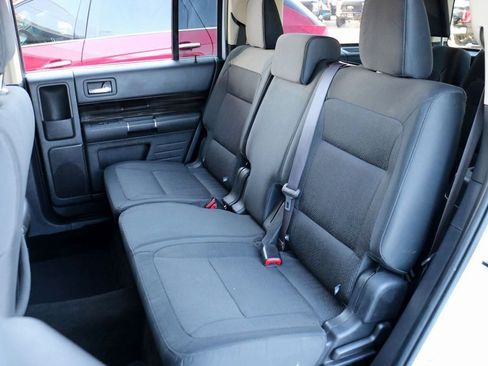 Certified 2018 Ford Flex SEL w/ Class III Trailer Tow Package image 21