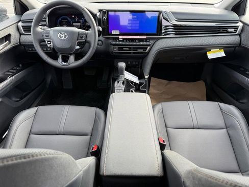 New 2026 Toyota Camry XLE image 6