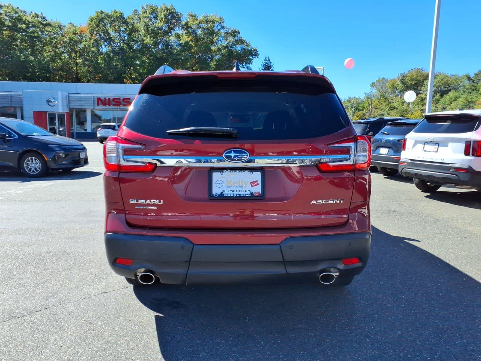 Used 2024 Subaru Ascent Premium w/ Convenience Package AWD/4WD image 6
