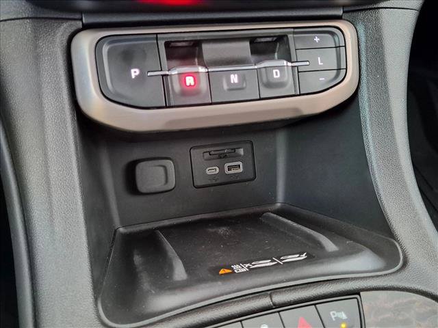 Used 2023 GMC Acadia Denali w/ Denali Ultimate Package FWD image 11