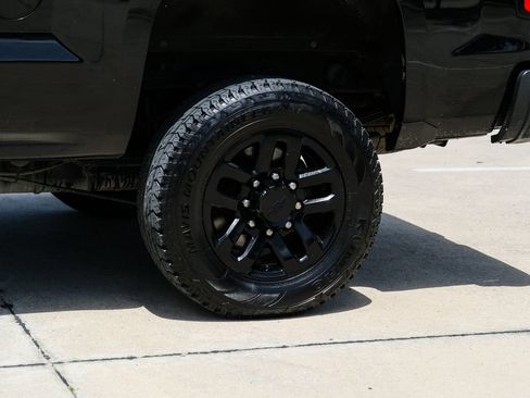 Used 2019 Chevrolet Silverado 2500 LTZ w/ Duramax Plus Package AWD/4WD image 15