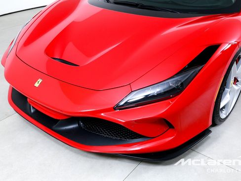 Used 2020 Ferrari F8 Tributo RWD image 31