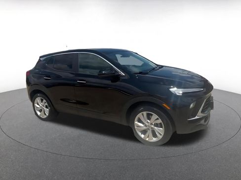 Used 2025 Buick Encore GX Preferred FWD image 2