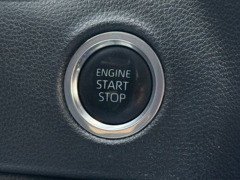 Used 2024 Toyota Tundra SR AWD/4WD image 29