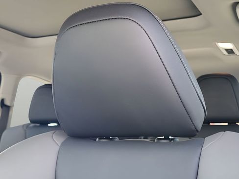 Used 2022 Subaru Ascent Onyx Edition image 12