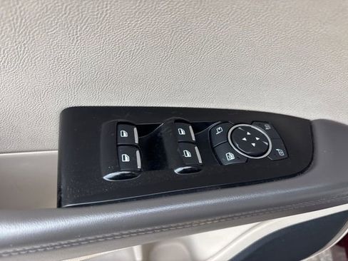 Used 2020 Lincoln Nautilus Reserve w/ Equipment Group 201A image 17