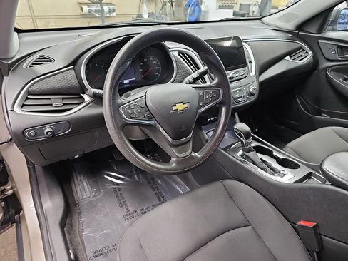 Used 2024 Chevrolet Malibu LS FWD image 15