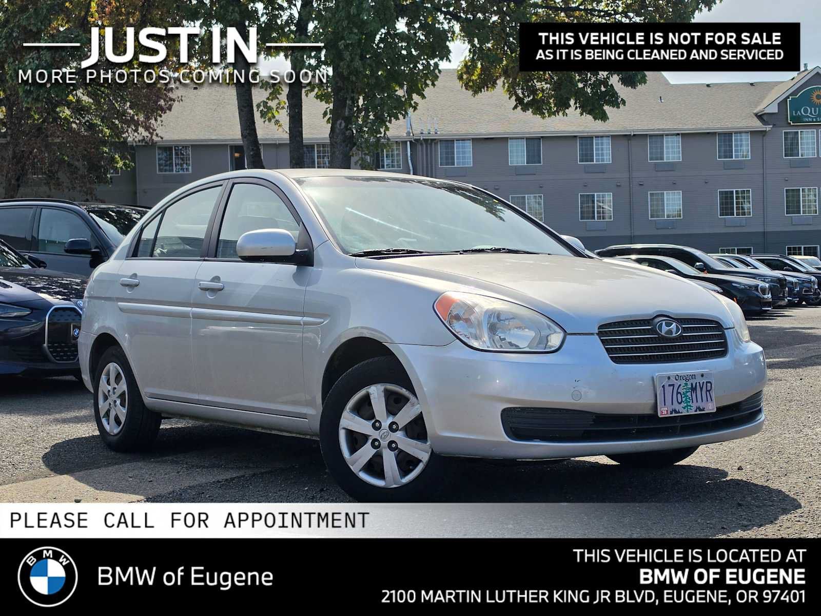Used 2011 Hyundai Accent GLS FWD image 1