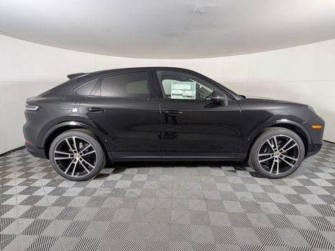 New 2026 Porsche Cayenne S image 8