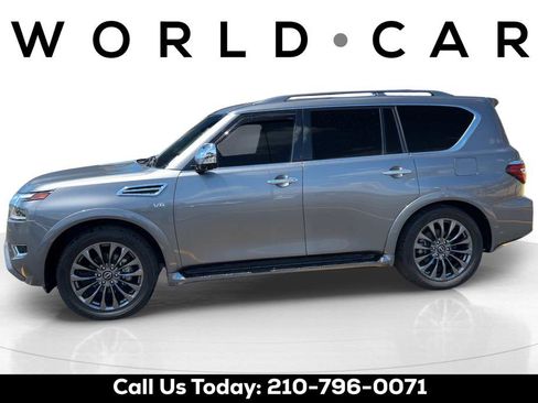 Used 2021 Nissan Armada Platinum w/ Captain's Chairs Package RWD image 4