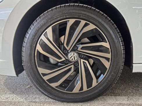 Used 2019 Volkswagen Jetta SEL Premium FWD image 33