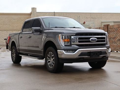 Used 2021 Ford F150 Lariat w/ FX4 Off-Road Package AWD/4WD image 2