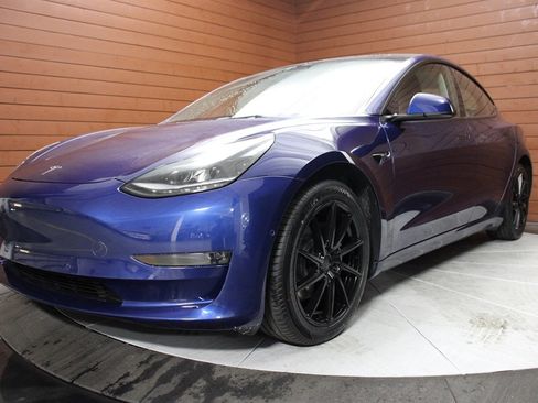 Used 2022 Tesla Model 3 Long Range image 8