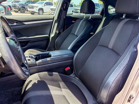 Used 2020 Honda Civic Sport image 9