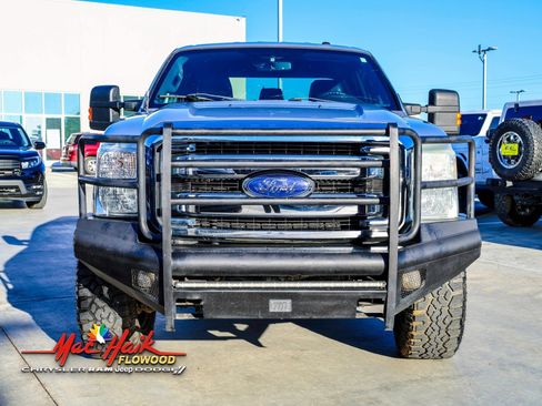 Used 2011 Ford F250 Lariat w/ Lariat Interior Pkg image 6