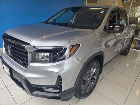 Used 2021 Honda Ridgeline Sport image 1