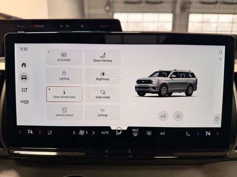 Used 2025 Ford Expedition Active image 45