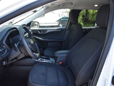 Used 2023 Ford Escape Active w/ Cold Weather Package FWD image 16