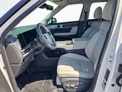 Used 2025 Hyundai Santa Fe Calligraphy FWD image 16