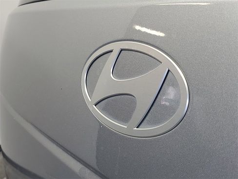 Used 2024 Hyundai Santa Fe SEL image 7