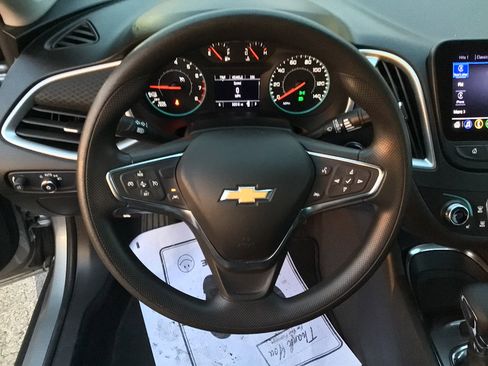 Used 2024 Chevrolet Malibu LT image 10