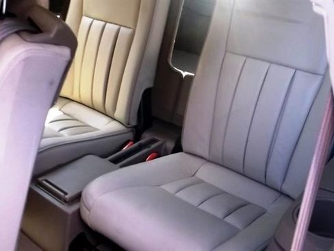 Used 2011 Volvo XC90 V8 AWD/4WD image 9