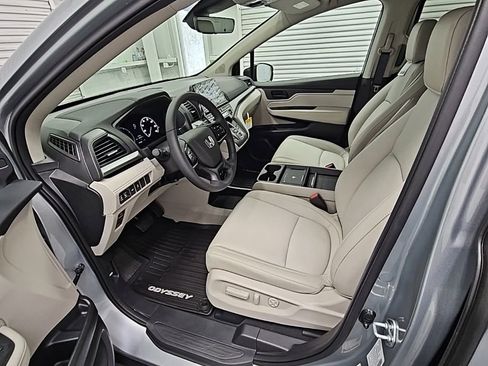 New 2026 Honda Odyssey EX-L image 10