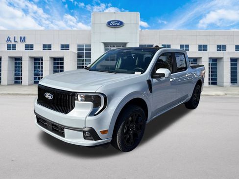 New 2026 Ford Maverick Lobo AWD/4WD image 1