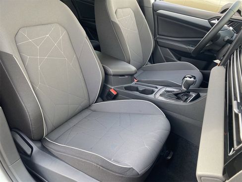 New 2025 Volkswagen Jetta Sport image 7