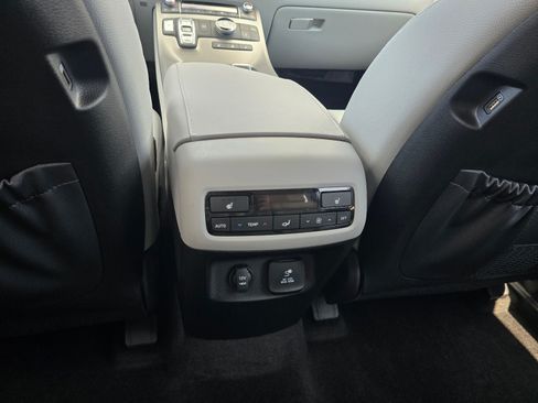Used 2022 Hyundai Palisade SEL w/ 8P Bench Seat Package FWD image 24