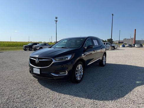 Used 2020 Buick Enclave Premium w/ Sun and Sites Package AWD/4WD image 7