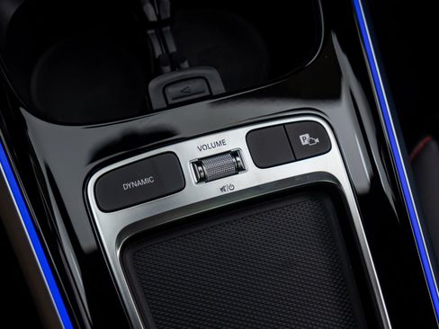 New 2026 Mercedes-Benz GLB 35 AMG 4MATIC image 23
