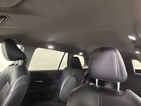 Used 2024 Toyota Grand Highlander AWD image 12
