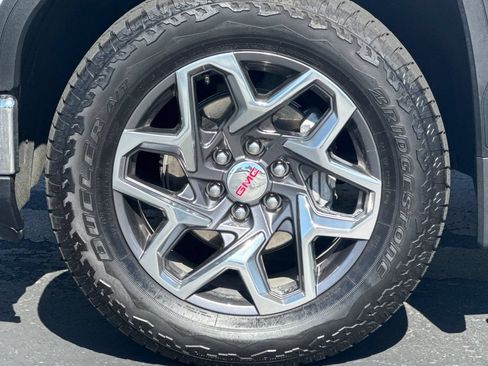 Used 2026 GMC Sierra 1500 SLT w/ SLT Premium Plus Package AWD/4WD image 45