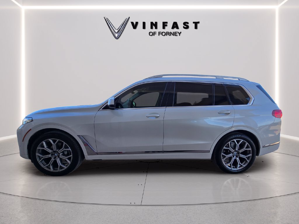 Used 2021 BMW X7 xDrive40i w/ Premium Package 2 AWD/4WD image 2