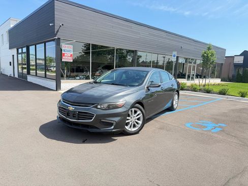 Used 2016 Chevrolet Malibu LT w/ Leather Package FWD image 1