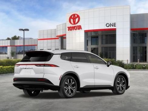 New 2026 Toyota Crown Signia image 11