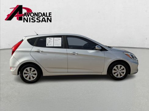 Used 2017 Hyundai Accent SE image 6