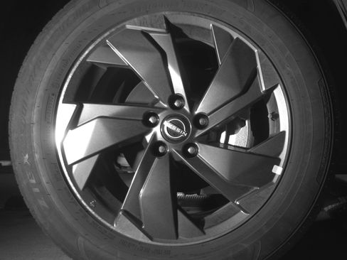 Used 2025 Nissan Rogue SV FWD image 13