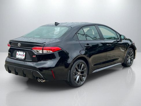 Certified 2026 Toyota Corolla SE FWD image 5