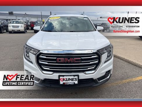 Used 2023 GMC Terrain SLT image 5