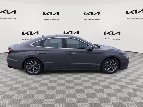Used 2023 Hyundai Sonata SEL w/ Convenience Package image 9