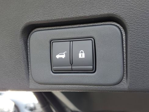 New 2026 Nissan Rogue SV w/ Cold Weather Package AWD/4WD image 30