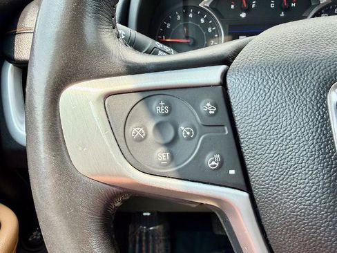 Used 2021 GMC Terrain SLT w/ Infotainment Package II AWD/4WD image 26