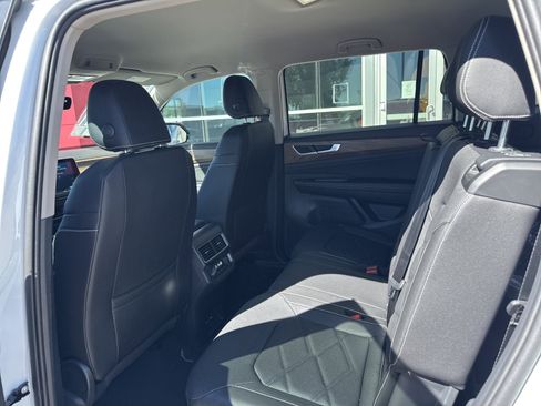 New 2026 Volkswagen Atlas SE image 17