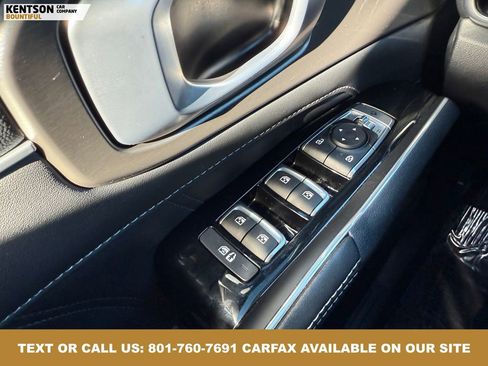 Used 2023 Kia Sorento SX image 22