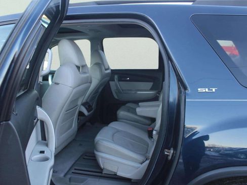 Used 2009 GMC Acadia SLT w/ Visibility Package image 7