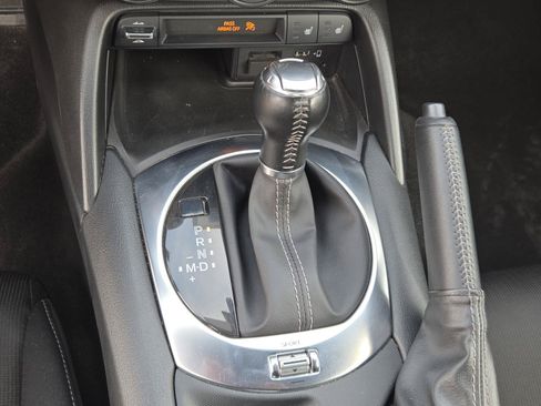 Used 2020 MAZDA MX-5 Miata RF Club RWD image 13