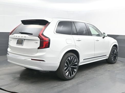 New 2026 Volvo XC90 T8 Ultra w/ Protection Package Premier image 7